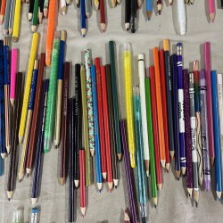 Mixed Lot of Colored Pencils ~ 100’s Of Color Various Colors And Brand Large