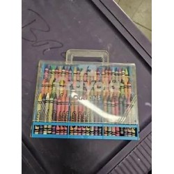 Vintage Crayola Crayons 72