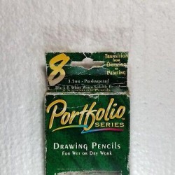 Portfolio Series Drawing Pencils Wet or Dry Work Set of 8 Crayola 3.5mm